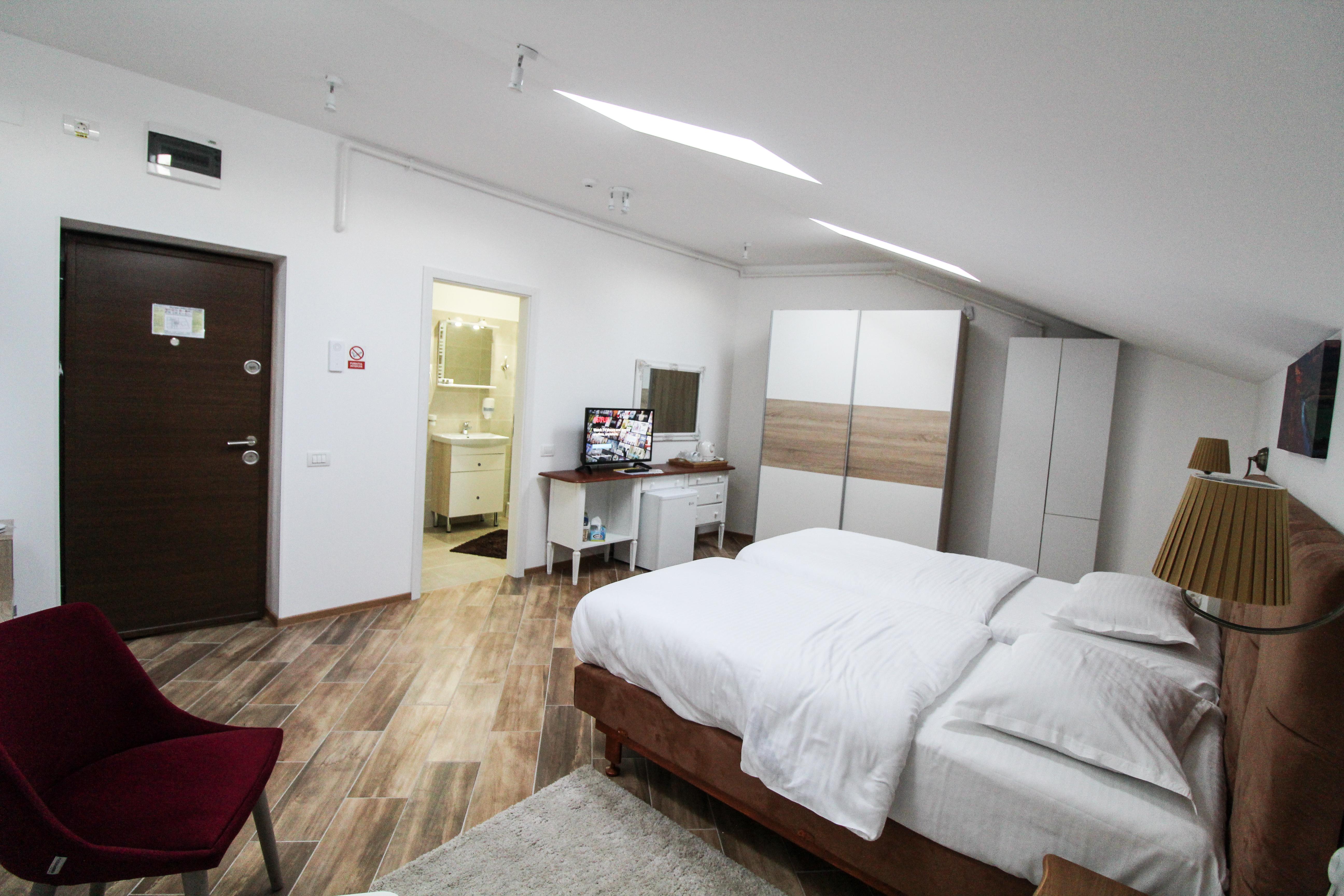 Hotel La Casa Centrale Бухарест Экстерьер фото