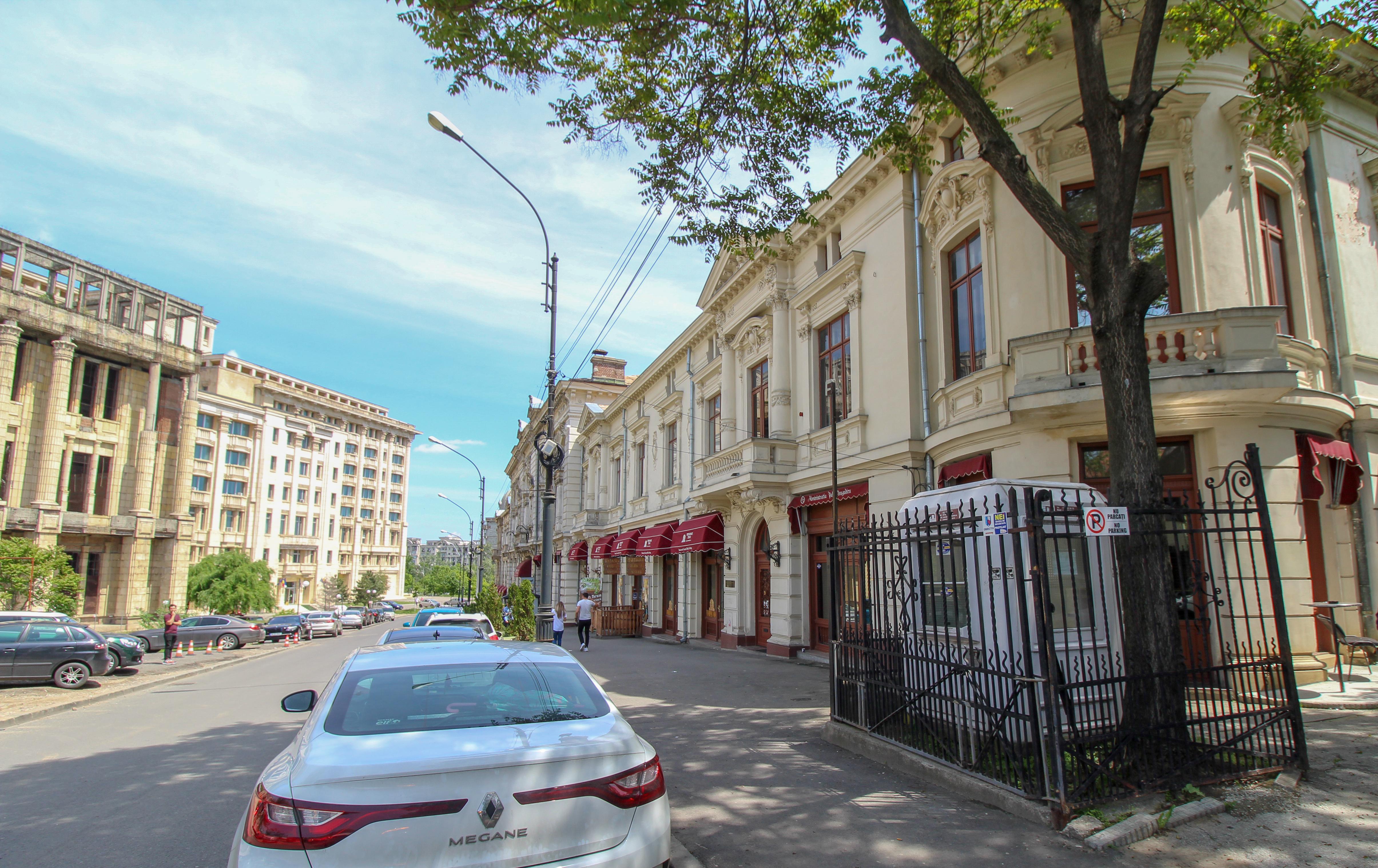 Hotel La Casa Centrale Бухарест Экстерьер фото